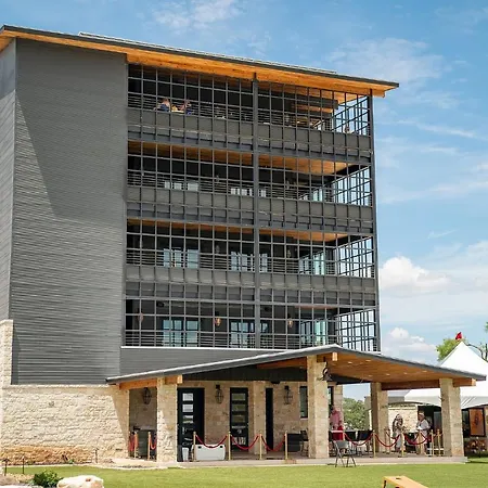 Resort At Fredericksburg Unit 14
